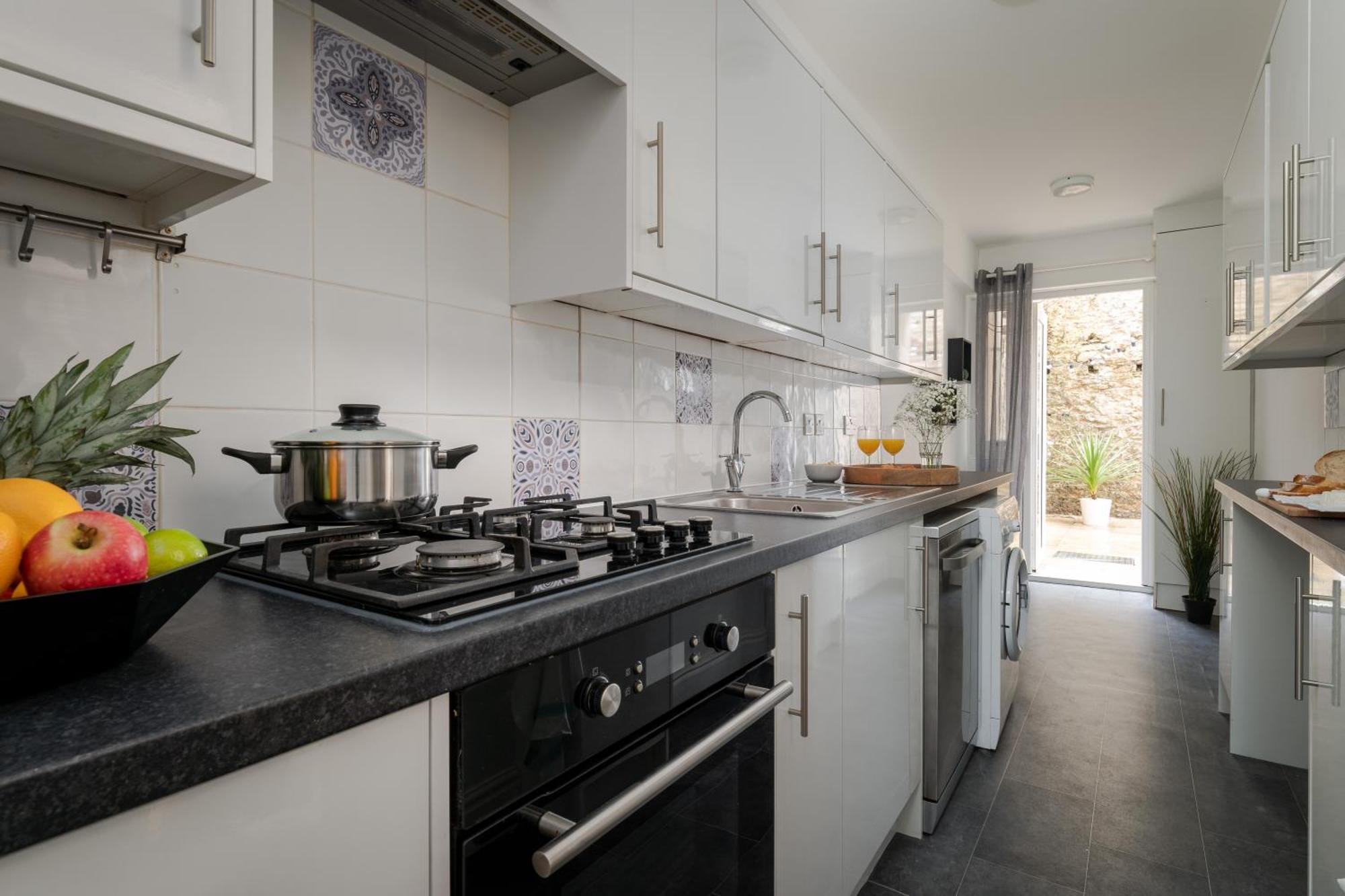 Near Beach, Torquay Heights Modern Apartments, Pet Friendly الغرفة الصورة
