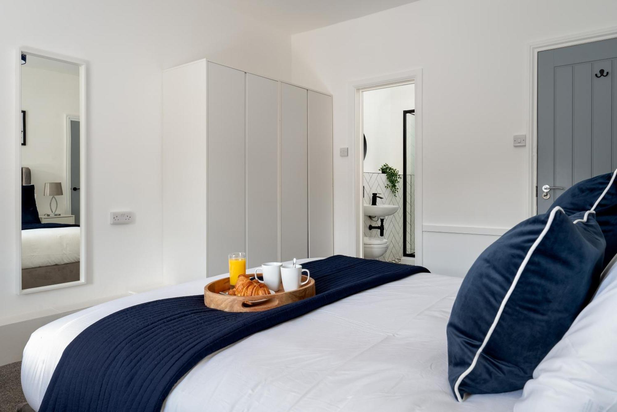 Near Beach, Torquay Heights Modern Apartments, Pet Friendly الغرفة الصورة